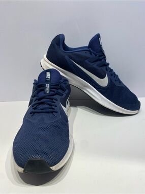 Nike Downshifter 9 Men's Running Shoes Sz11 F31